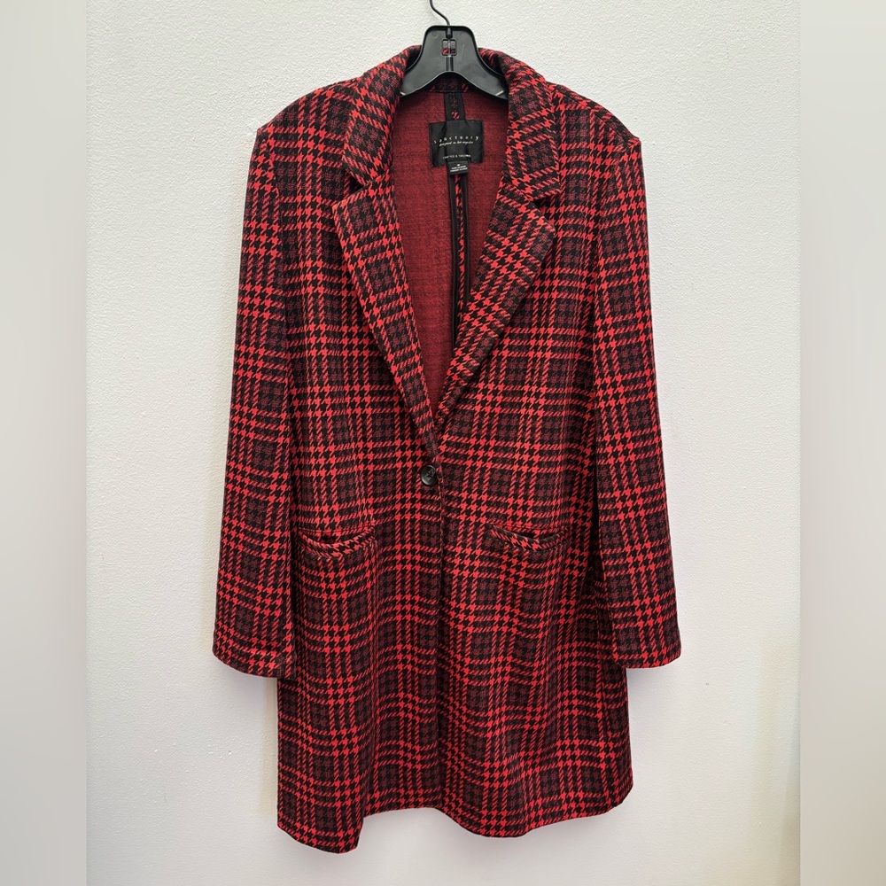 Red and Black houndstooth patterned blazer by Sanctuary